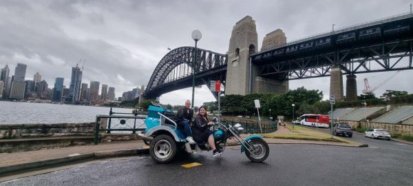 Wild ride australia harbour bridge trike tour motorcycle tour kings cross