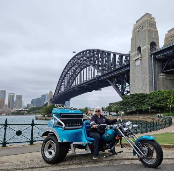 Wild ride trike tour sydney harbour bridge