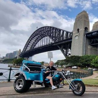 Alyson﻿ & Simon's Three Bridges Trike Tour