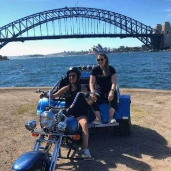 Amy﻿ & Andrea's Sydney Sights Tour.