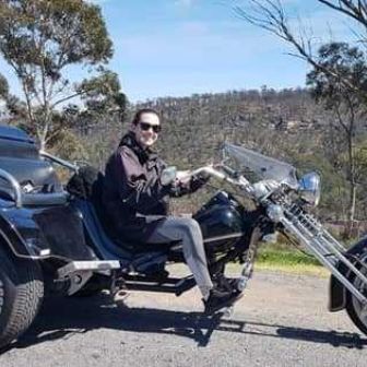 Anne &  Aoife 2 Hour Katoomba Trike Tour