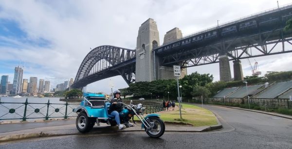 Wild ride trike tour harbour bridge