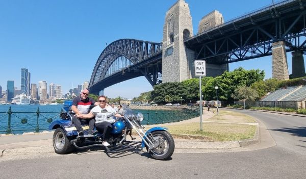 Wild ride australia harbour Bridge opera house