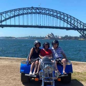 Joe,﻿ Emily and Madeleine's 30 Minute Harbour Bridge Rumble