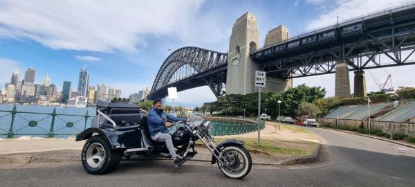 Wild ride trike tour sydney harbour bidge