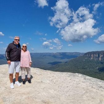 Linda & Adrian on a 3 Hour Blue Mountain Megalong Valley Trike Tour