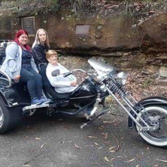 Maureen,﻿ Tanika & Tahlia 30 Minute Lower Mountains Tour