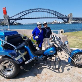 Susie﻿ & Amanda's 45 Minute Harbour Bridge Rumble