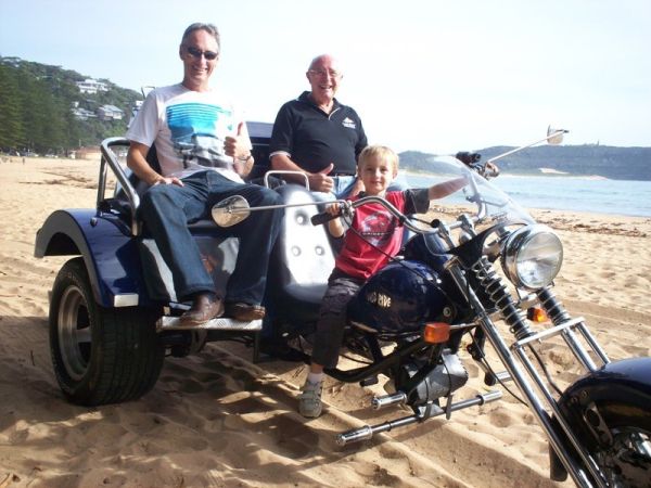 Bondi three passengers